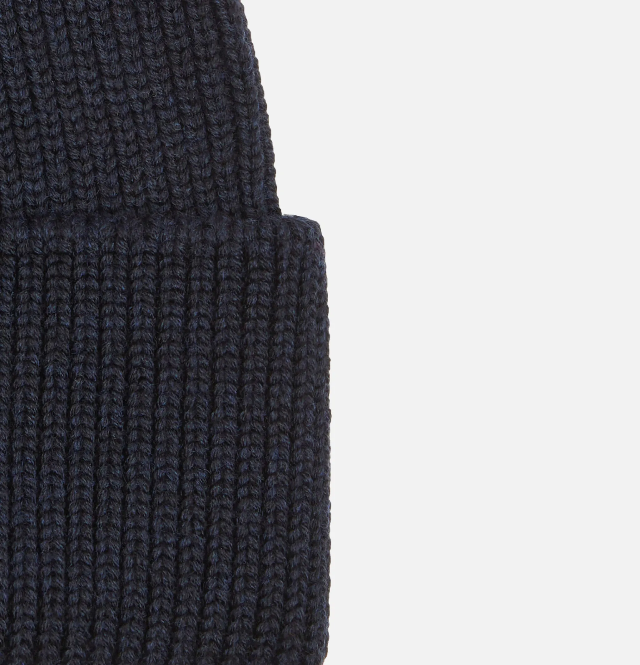 NITTO KNITWEAR Bonnet Ara Navy< Gants • Bonnets • Echarpes