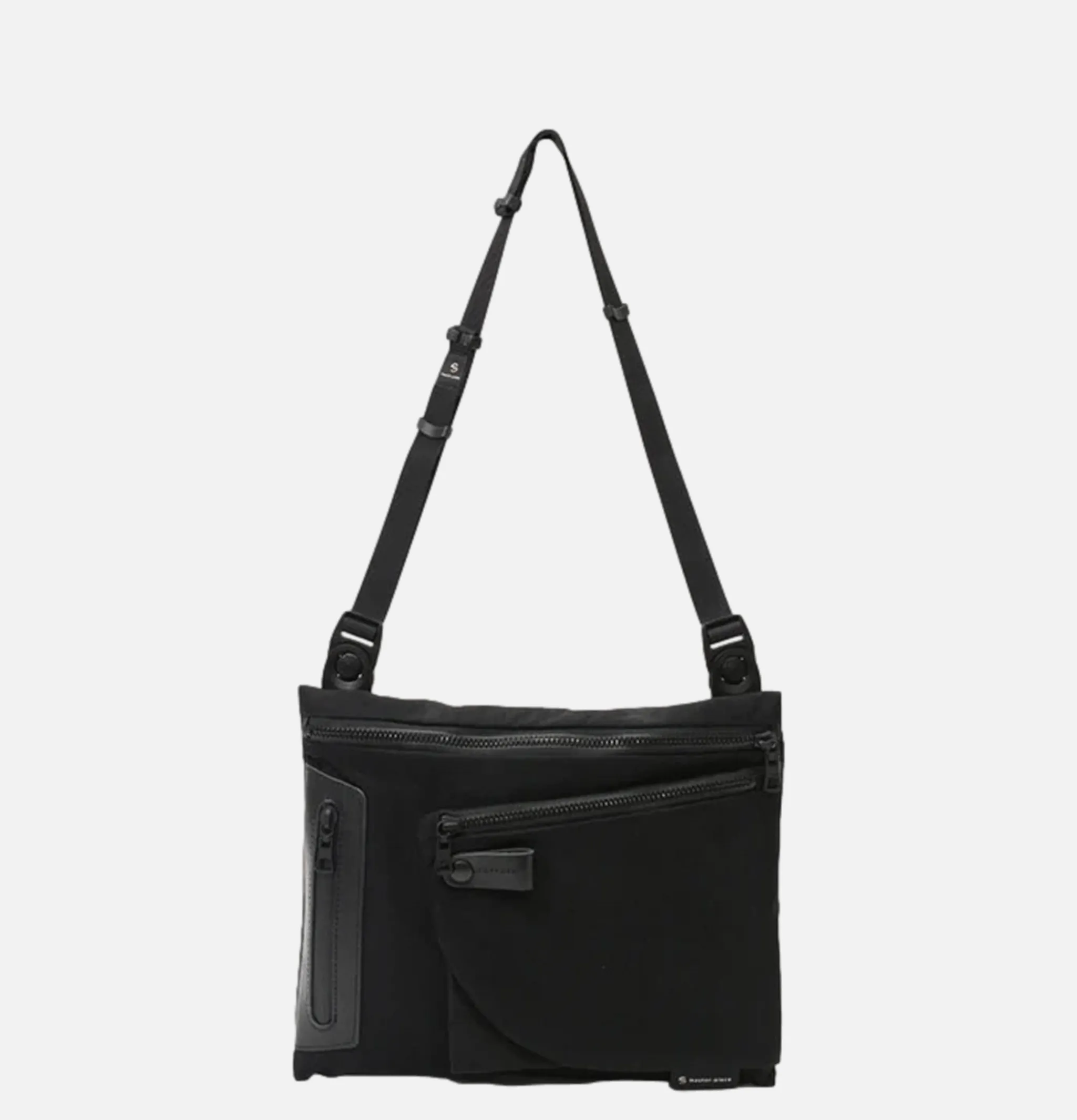 MASTER-PIECE Circus Shoulder Bag Black< Sacs Bandoulière