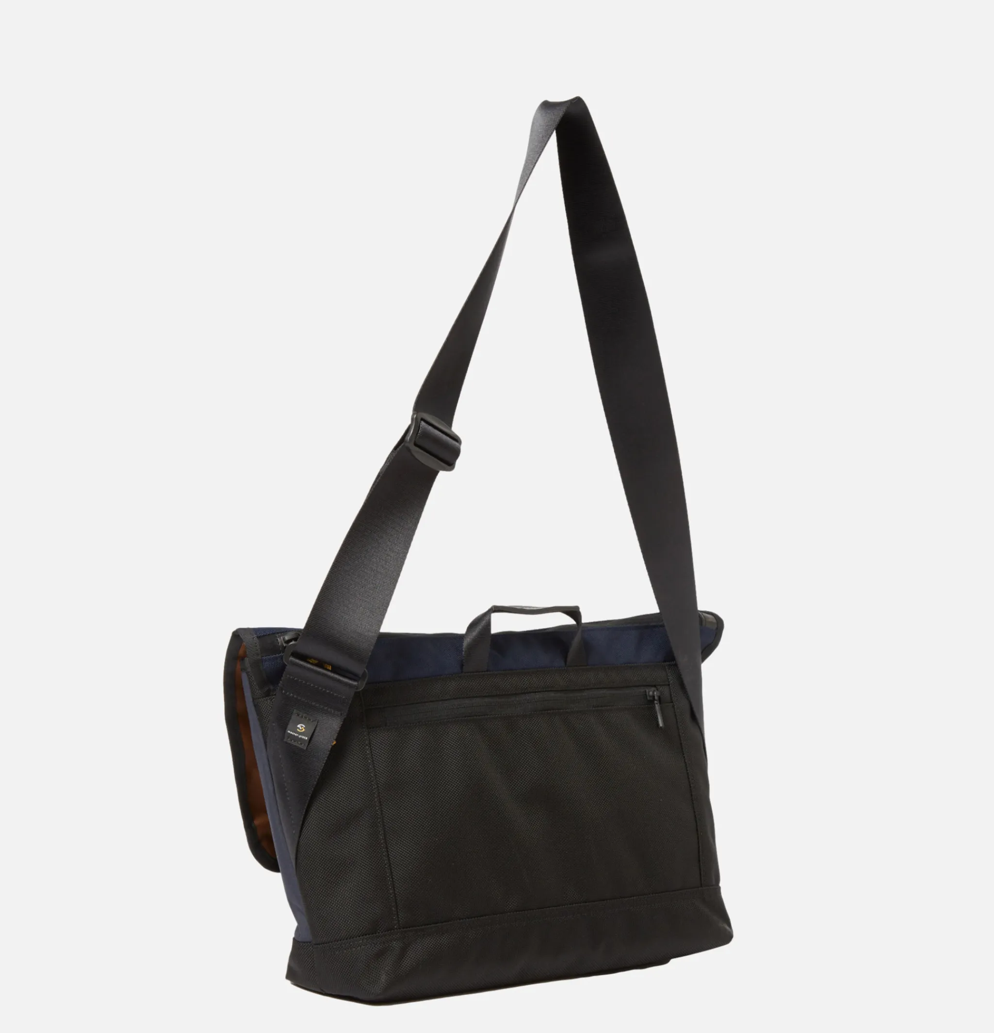 UNIVERSAL WORKS Courier Bag Master Piece Navy< Sacs Bandoulière
