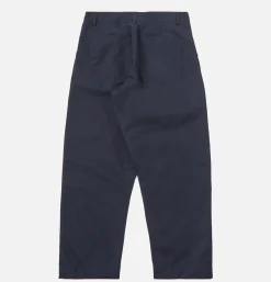 UNIVERSAL WORKS Duke Pant Polytech Navy< Pantalons