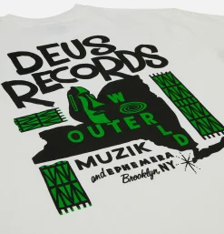 DEUS Outerworld Tee Vintage White< T-shirts