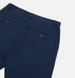 UNIVERSAL WORKS Pantalon Military Chino Nebraska Navy< Chinos