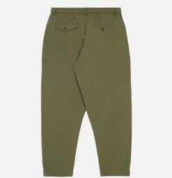 UNIVERSAL WORKS Pleated Track Pant Olive< Pantalons
