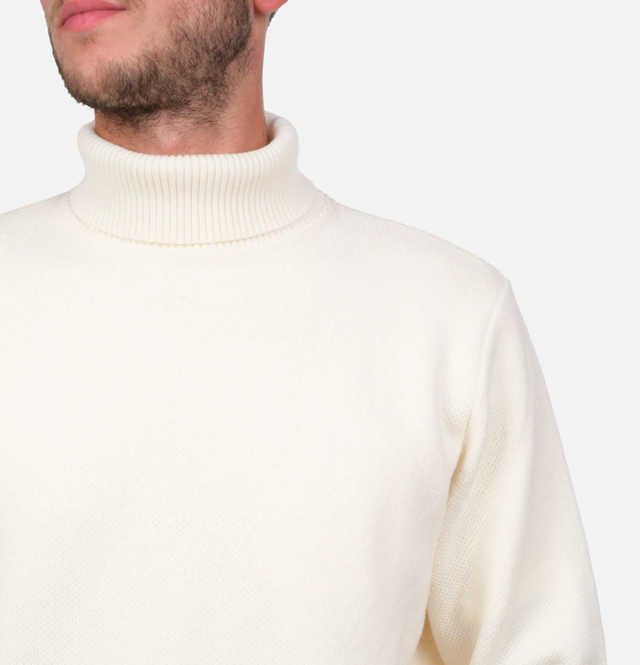 NITTO KNITWEAR Pull Youri Col Roule Ecru< Pulls & Cardigans
