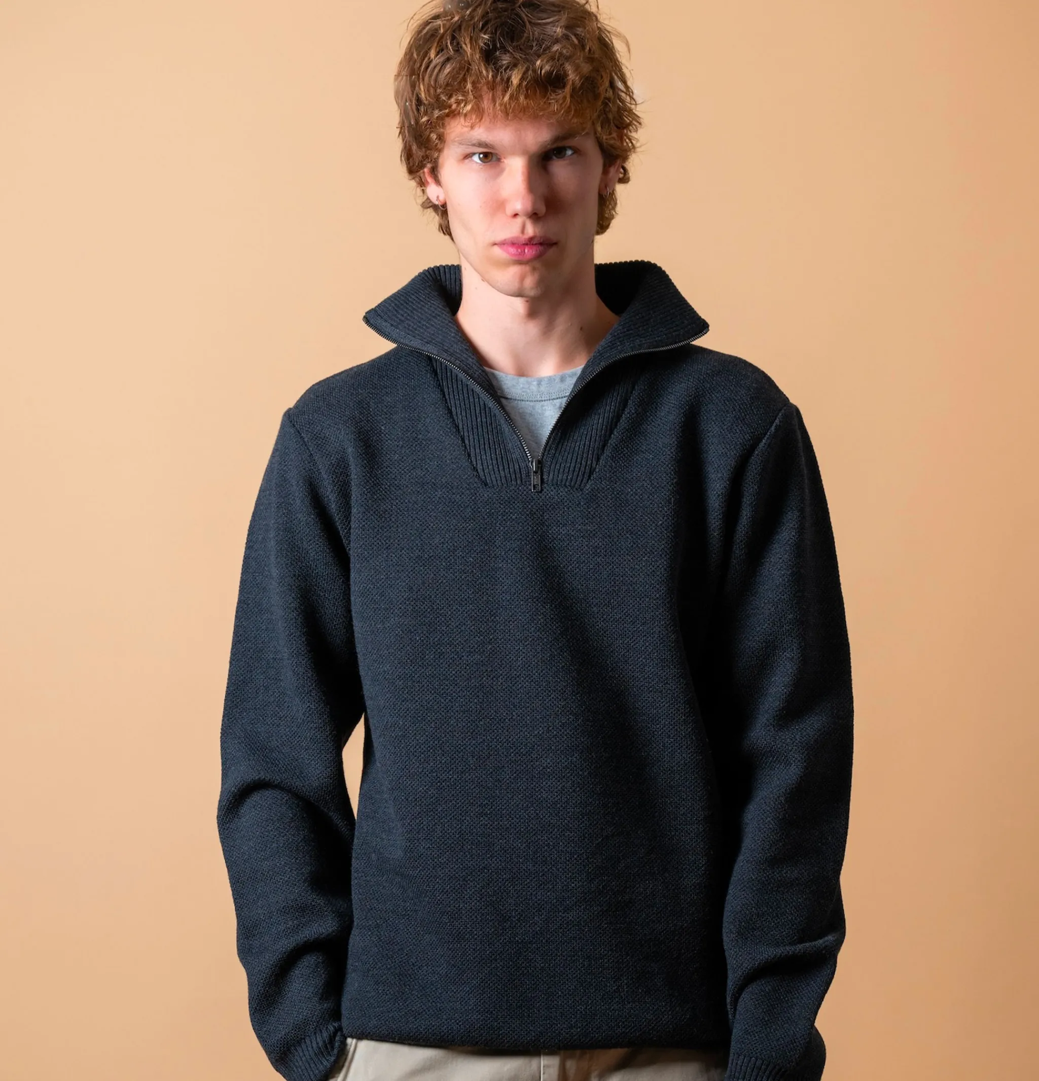 NITTO KNITWEAR Youri Camionneur Anthracite< Pulls & Cardigans